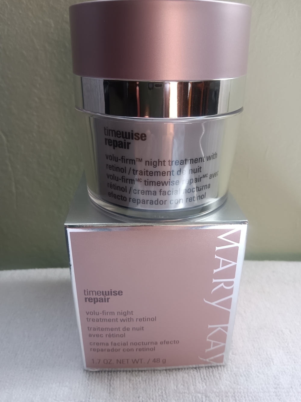 Mary Kay Timewise Repair Volu-Firm Night Treatment with Retinol - Pink